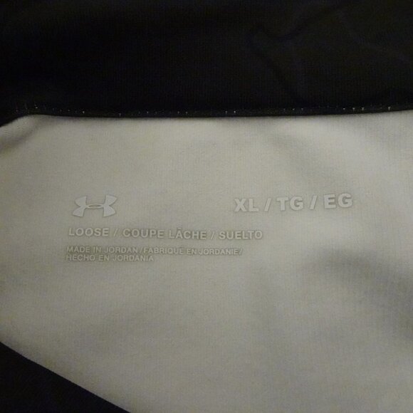 Under Armour Funnel Neck Top Women's Size XL Green Camo Cold Weather Loose Fit - Picture 5 of 8